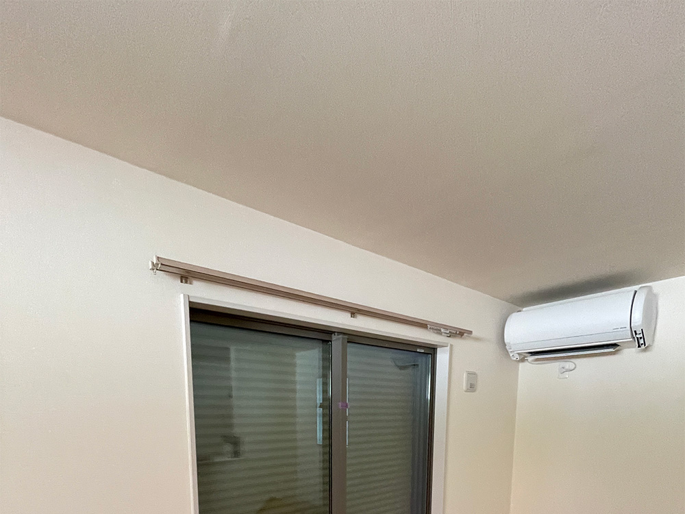 カーテンレール　施工後